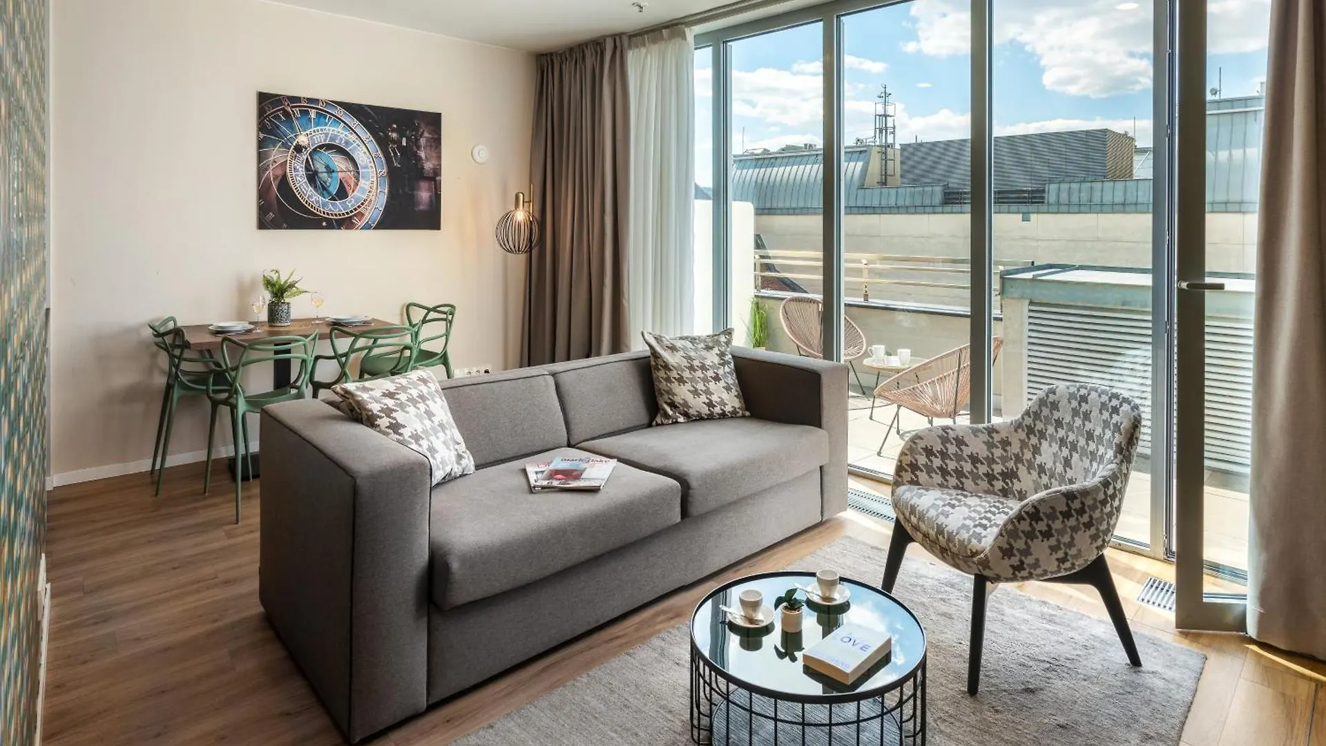 Aparthotel Vn17 Rooftop Suites By Adrez Prag