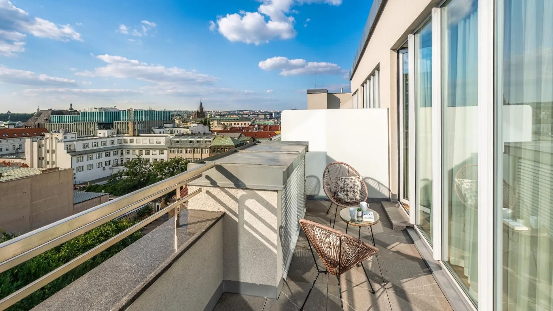 **** Aparthotel Vn17 Rooftop Suites By Adrez Praga Repubblica Ceca