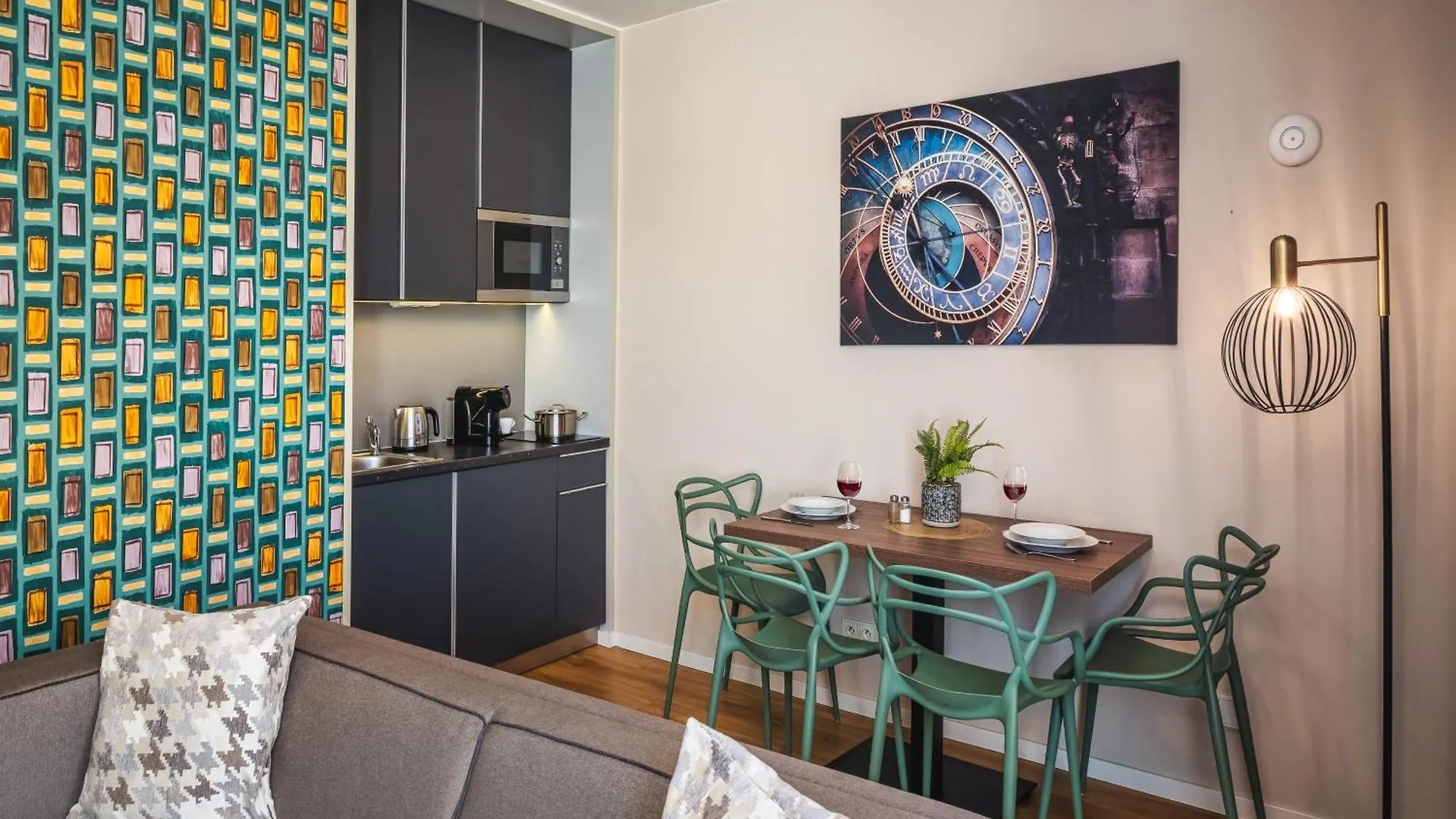 براغ Vn17 Rooftop Suites By Adrez